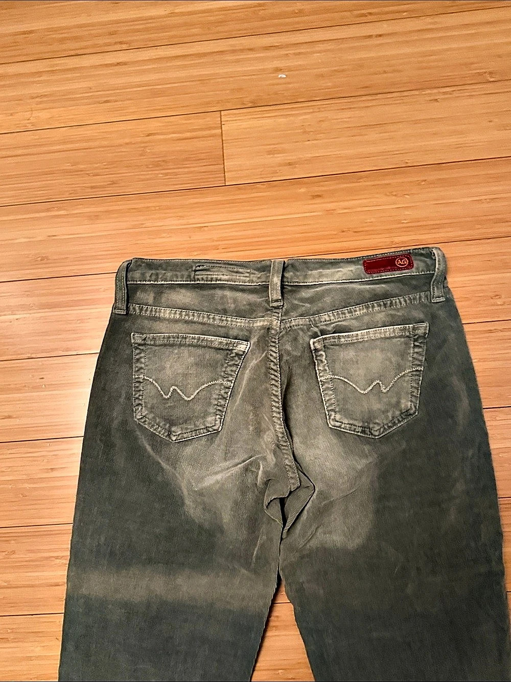 AG- the Angel Women's Boot Cut Jeans in Green - Picture 8 of 8